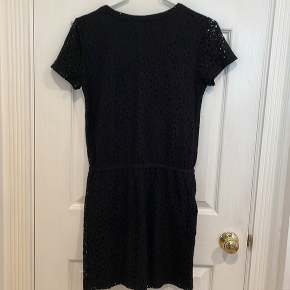 Black short sleeved dress size xs/a - Picture 2 of 4